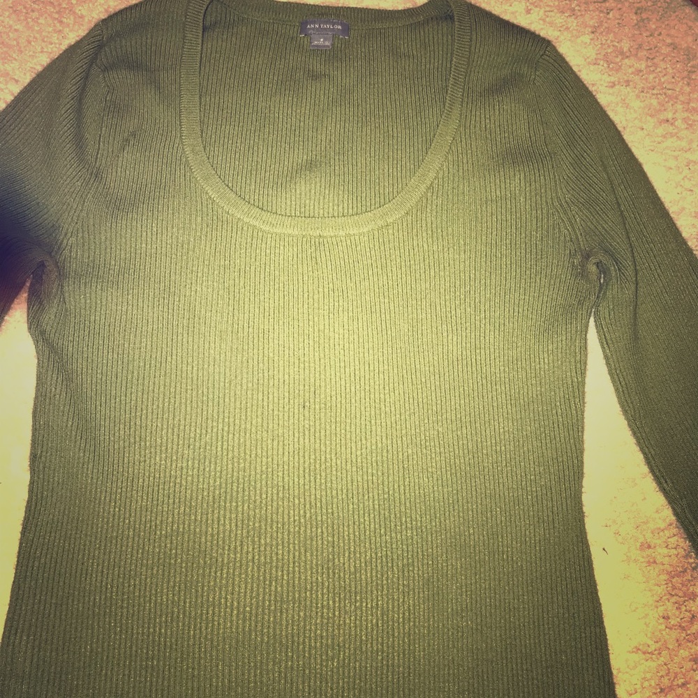 Nice Green Ann Taylor sweater
